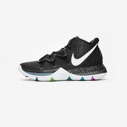 Nike kyrie 5 black magic